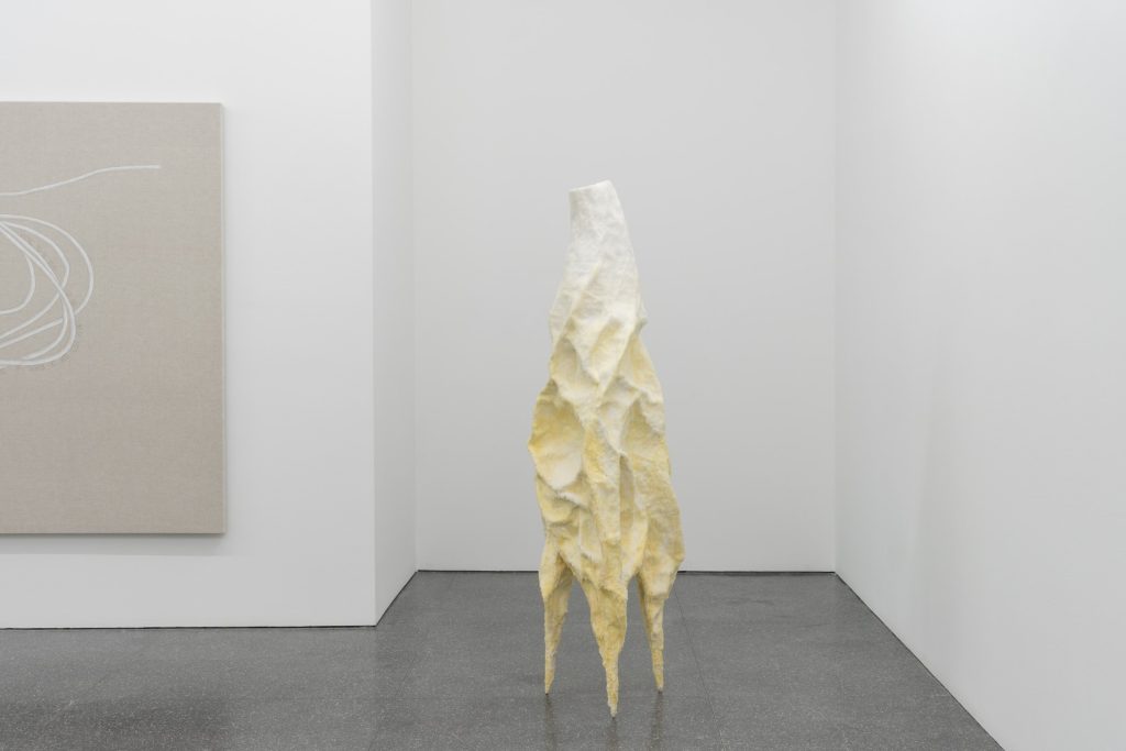 The Word for World is Poem by Ángela Jiménez Durán, installation view at Lehmann, Porto, 2026