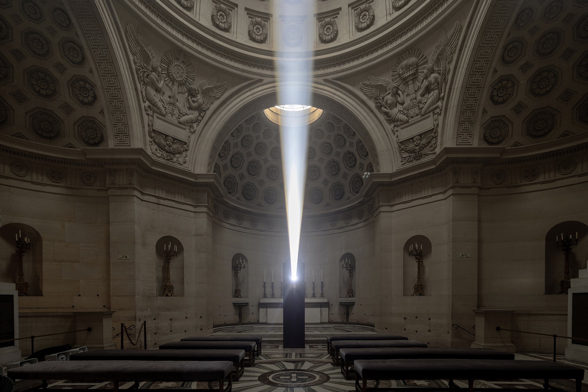 Threshold by Emilio Ferro, Chapelle Expiatoire, Paris