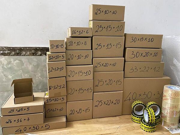 lợi ích khi dùng cỗ áo carton cũ - mức giá rẻ